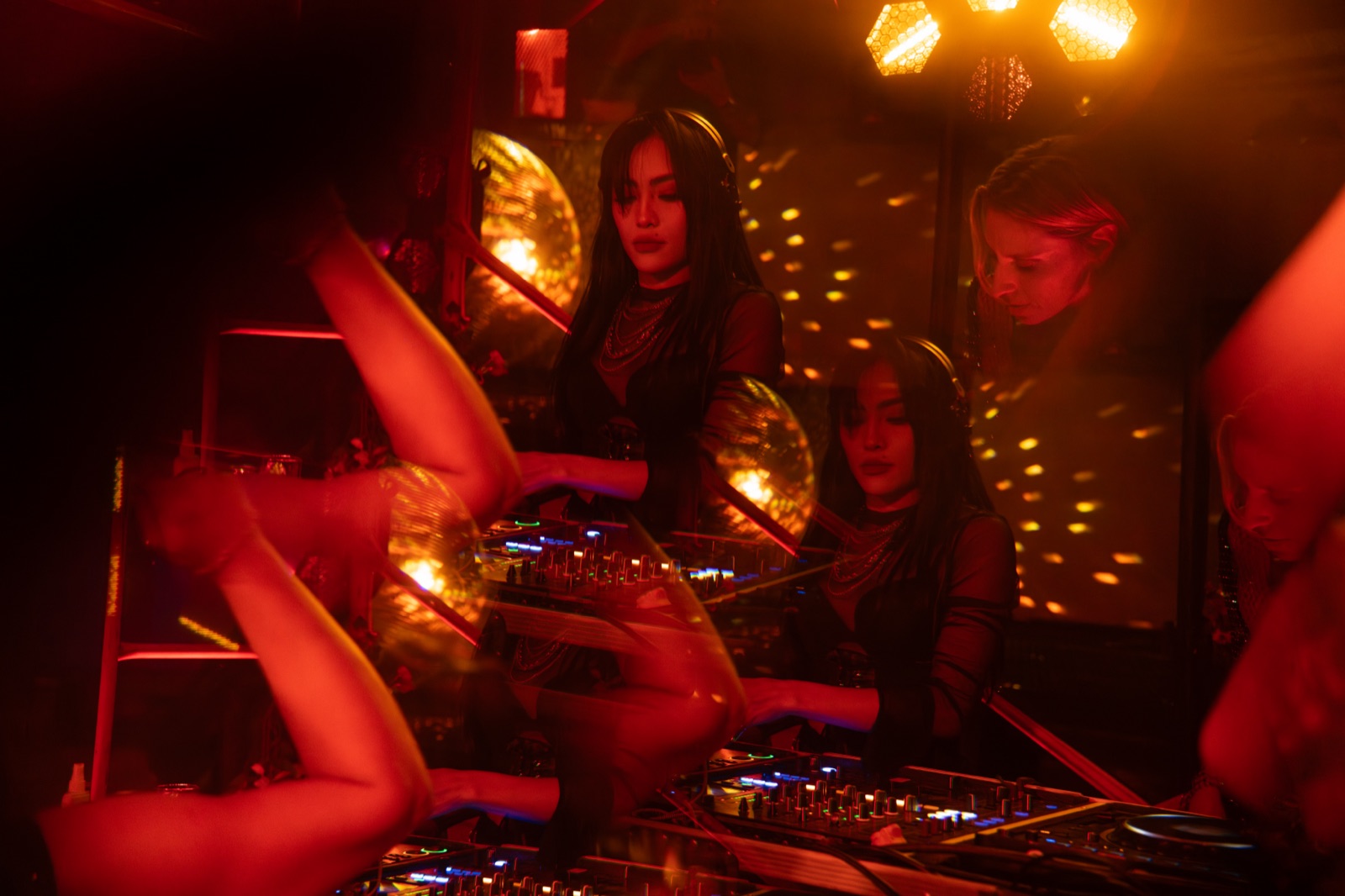 DJANE 11 — live set