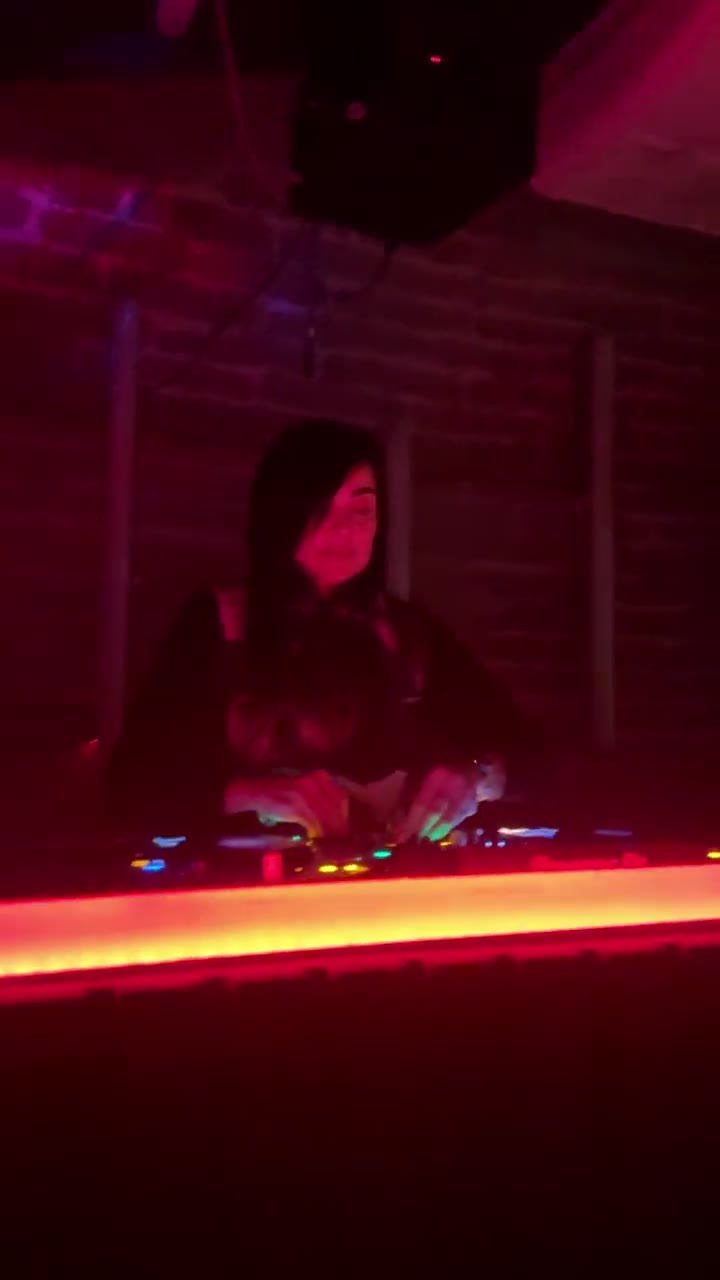 Dance floor clip in Los Cabos