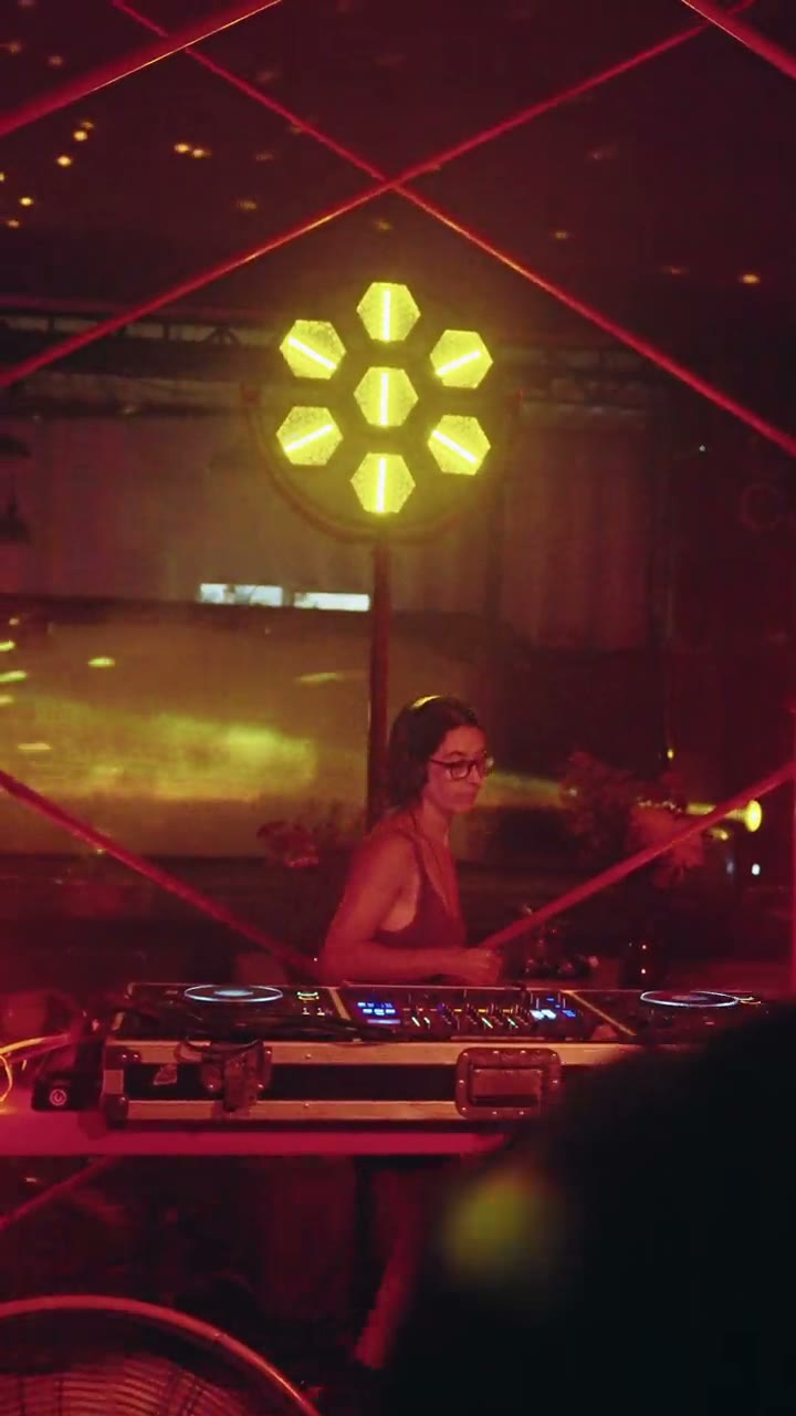Dance floor clip in Los Cabos